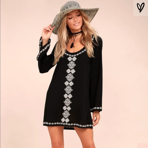 lovestitch Dresses & Skirts - NWT Lovestitch | Women’s Embroidered Sleeve Dress